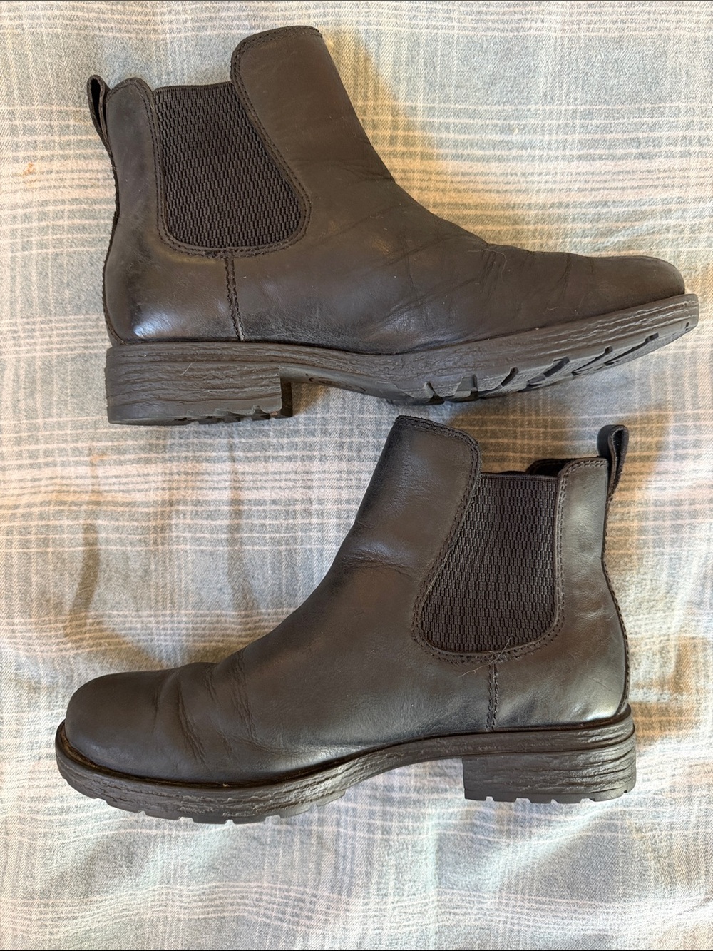 Børn Cove Waterproof Black Leather Chelsea Boots Size 8M Very Good Condition